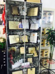 -上海彩妆秀摄影设计有限公司