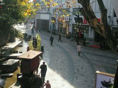 -猫的天空之城概念书店(杭州南宋御街店)