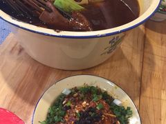 -拈签一笑黄牛肉辣卤串串