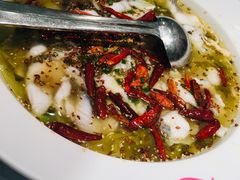 -姚姚酸菜鱼·金戈戈香港豉油鸡(喜荟城联名店)