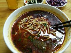 -马德元纯汤牛肉面(太奥广场店)