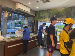 -万记麻辣烫国展总店