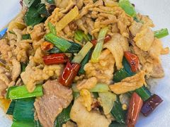-蔼若春.传承三十年云南菜(金碧公园店)