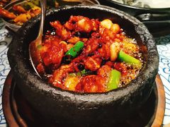 石锅杭椒牛蛙-桂满陇天书(南京德基旗舰店)