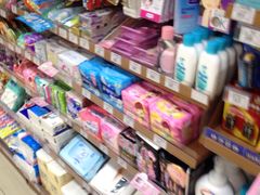 -全家便利店(愚园店)