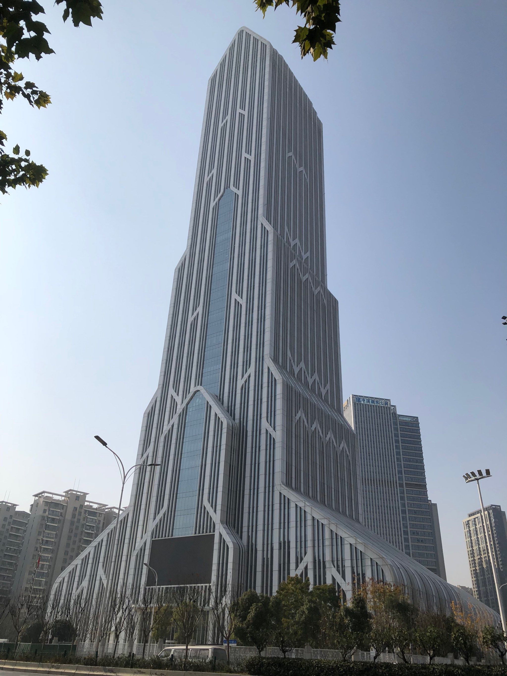 0元玩转这座城一长江日报社大楼