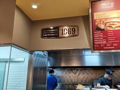 -The Habit Burger Grill 哈比特汉堡(爱琴海店)
