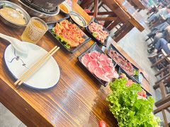-韩风烤牛肉冷面店