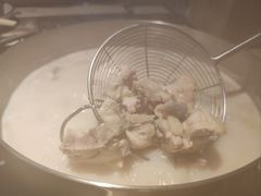 -尚尚仙·酸汤猪手·猪肚鸡火锅(华联万柳购物中心店)