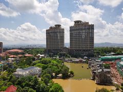 -客天下恐龙水晶玻璃桥