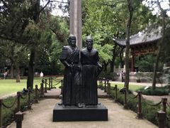 -汇龙潭