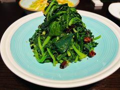 -丽华园·武汉地标楚菜餐厅(青山江滩店)
