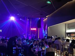 -TZ House音乐现场(来福士中心店)