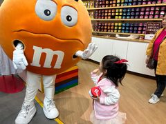 -m豆巧克力世界(上海世茂广场店)