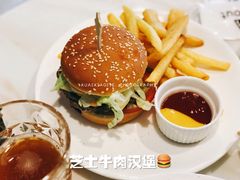 芝士牛肉汉堡-about(丹霞庄店)