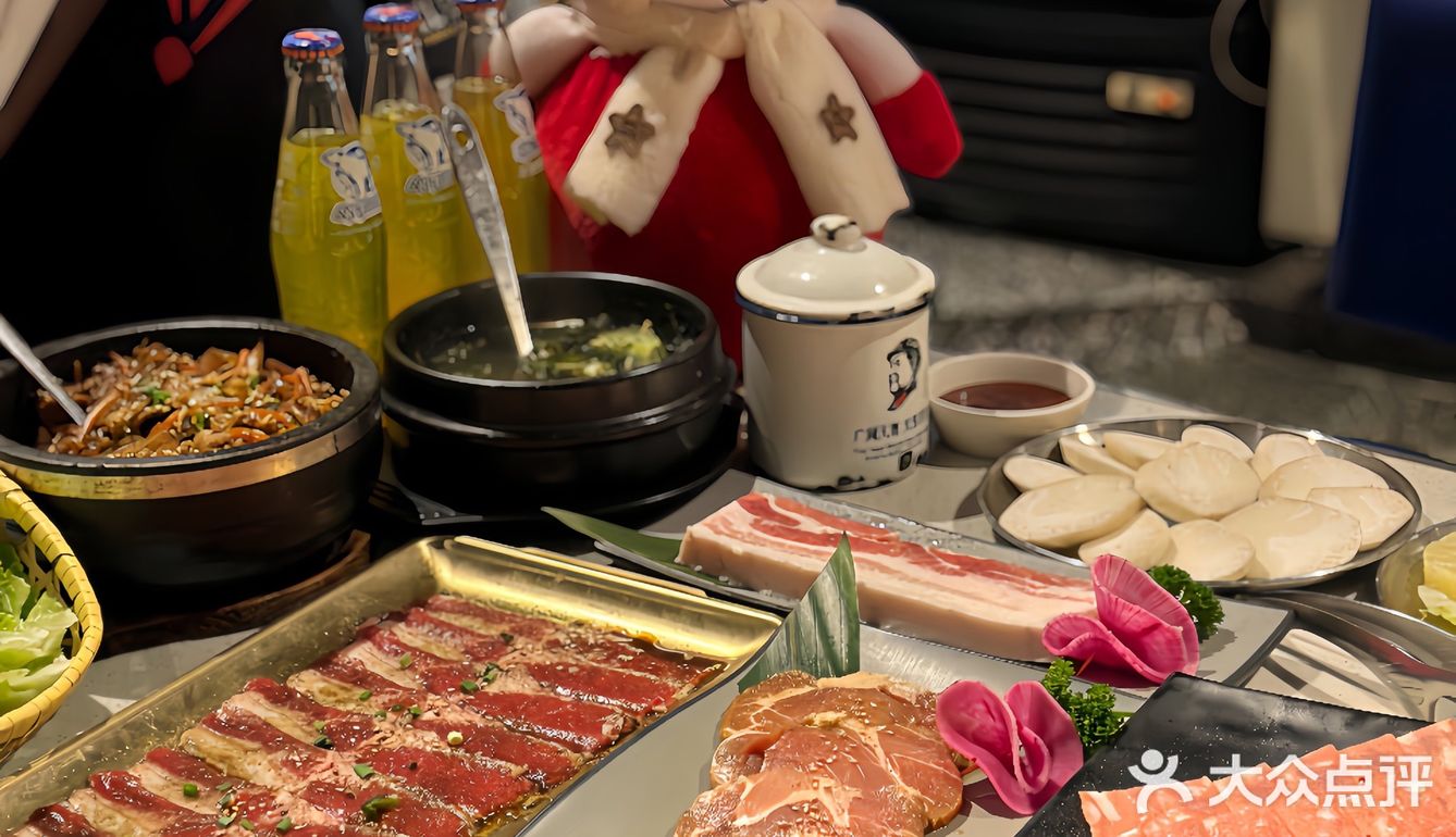 吃顿烤肉来感受下人间烟火气