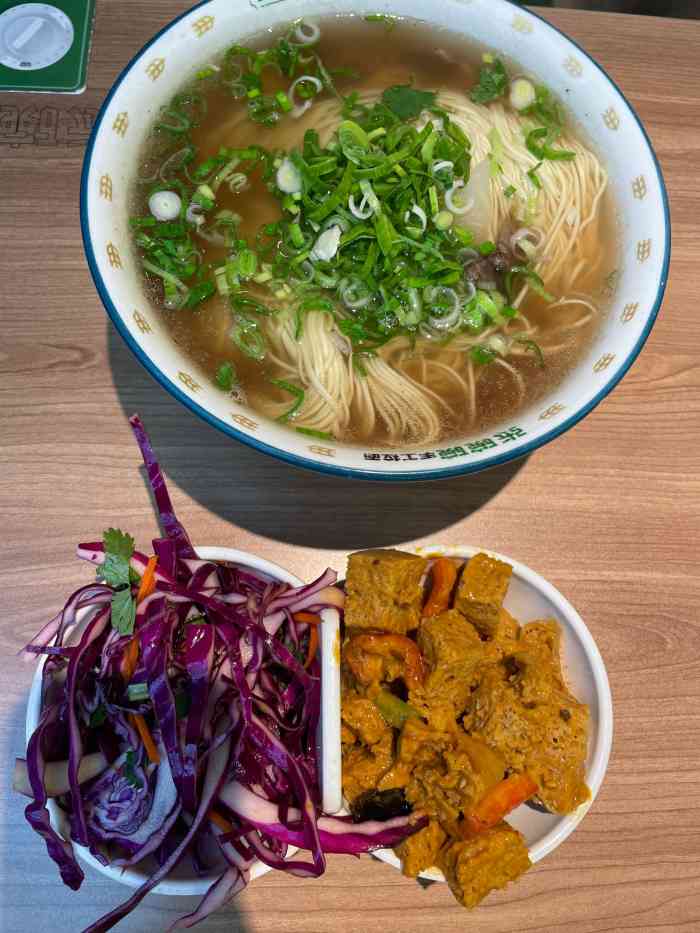 张碗碗手工拉面(高新万达店)-"带孩子,不能吃太重口味的,孩子也喜欢吃