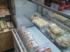 面包甜点陈列柜-KenGee仟吉(吉庆街店)