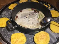 -三人行骨头王火锅(长寿店)