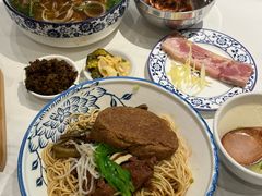 -镇南锅盖面馆(解放路店)