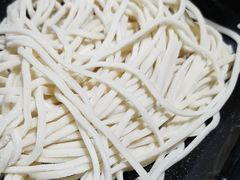 -果松木炭酸菜铜火锅·外婆参鸡汤