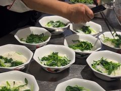 -彩云天云南餐厅