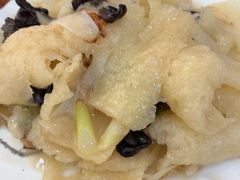 -正宗开封黄家灌汤小笼包子