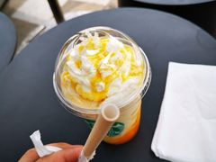 -星巴克(武汉金色港湾店)