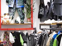 -广州白马服装市场