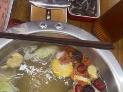 -黔哆哆地摊酸汤火锅(清湖店)