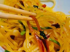 酸辣土豆丝-满园烤鸭·春饼(奥体万达店)