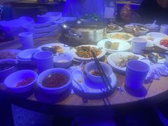 肥牛-蒙肥羊·酸汤潮牛·鲜牛肉火锅烤肉自助(岗顶店)