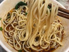 重庆小面-秦云老太婆摊摊面(较场口店)