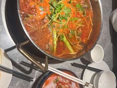 -野山舂·贵州现舂酸汤牛肉(民生路店)
