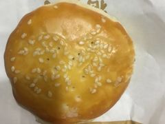 松子枣泥麻饼-稻香村(观前街店)
