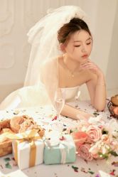 -至臻微拉婚纱摄影
