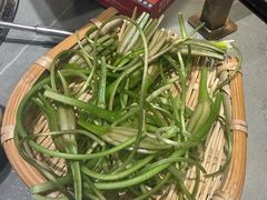 -阿婆情腊排骨火锅·野生菌季(古城旗舰店)