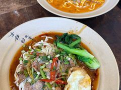 -方铲铲·成都板凳面(滨江银泰店)