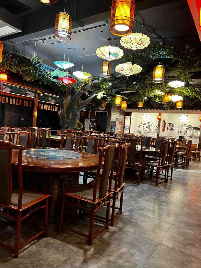 福满楼大酒店(迎春西路店)-"91[强][强]福满楼重新装修后来吃早点.