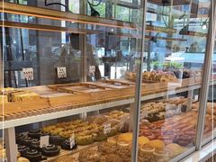 -焙丽拾光(麦凯乐直营店)