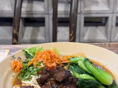 -方铲铲·成都板凳面(滨江银泰店)
