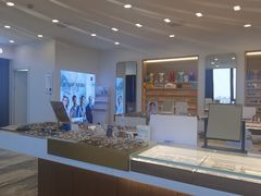 -三目眼镜·蔡司视觉合作店(青浦宝龙店)