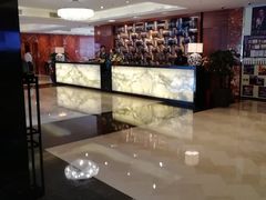-珠海拱北口岸希尔顿欢朋酒店