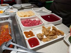-海底捞火锅鲜切牛肉主题店(长寿路店)