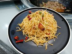 土豆筋-名羊天下陕北横山铁锅炖羊肉(博文路店)