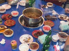 -牛华周记麻辣烫起源店