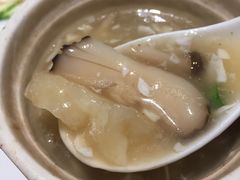 百花鱼鳔羹-三盅两件(百丽宫)