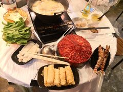 -鲜入围煮花胶鸡海鲜火锅