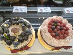 -花花卷卷·鲜食蛋糕(静安久光百货店)