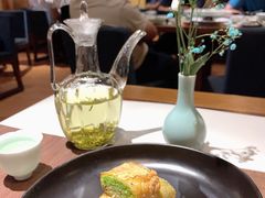 -荷风细雨·中国茶宴(碧云店)